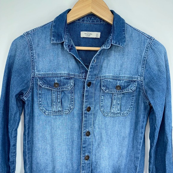 Abercrombie & Fitch Long Sleeve Denim Jean Shorts Romper in Medium Wash A&F - Picture 3 of 7